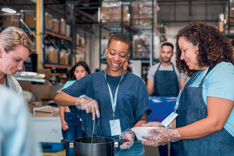 femmes cuisine groupe